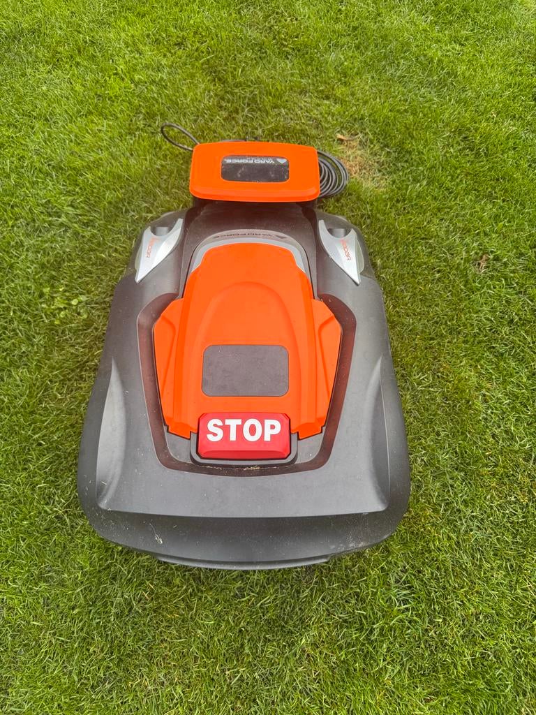Yard Force NX 60i robotmaaier, Ophalen, Zo goed als nieuw, 20 tot 25 cm, Bestuurbaar via app