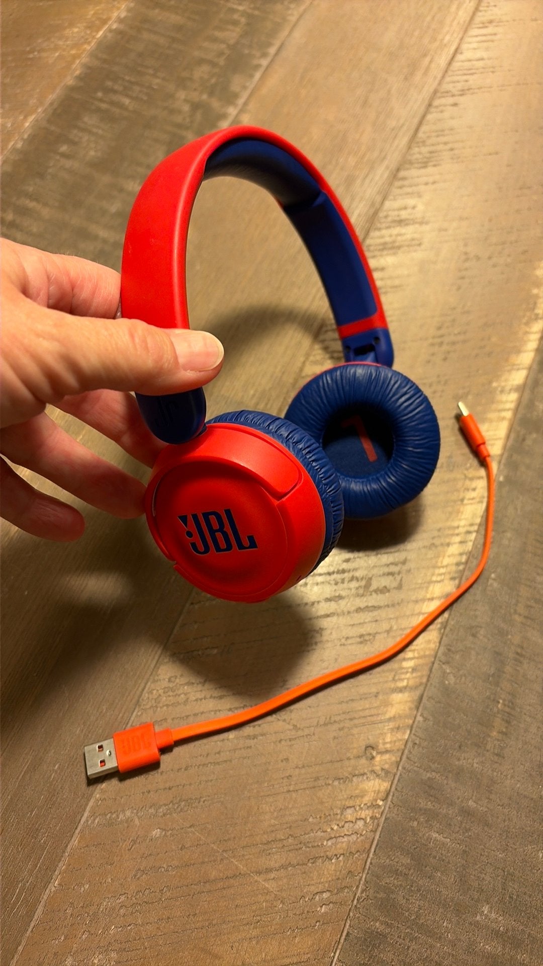 Draadloze JBL on-ear koptelefoon voor kinderen, Ophalen of Verzenden, Gebruikt, Jongen of Meisje