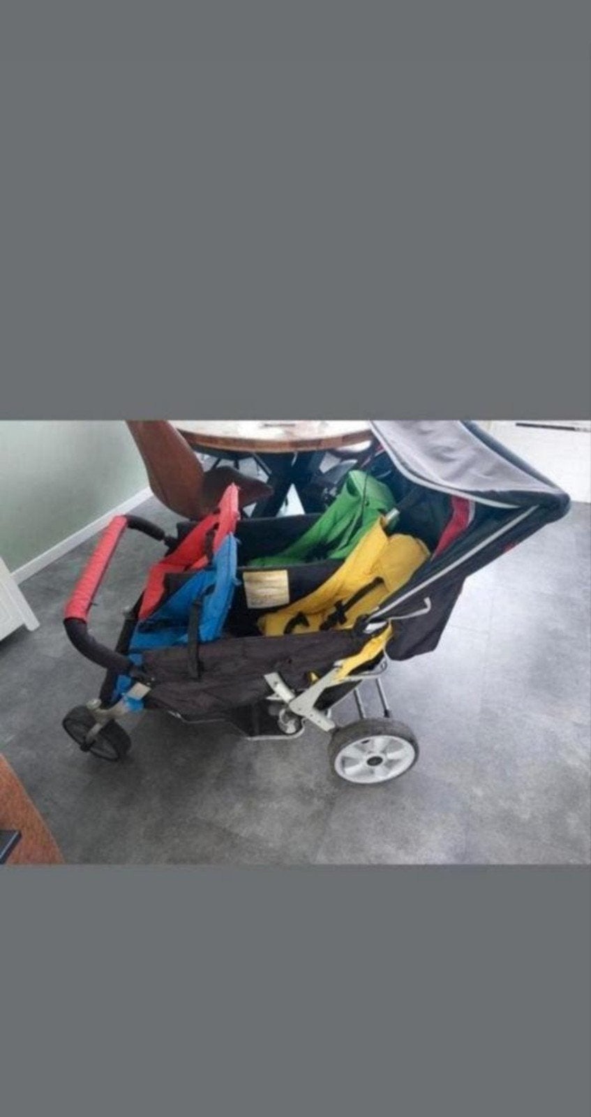Familidoo vierlingwagen/ wandelwagen, Kinderen en Baby's, Ophalen, Gebruikt, Regenhoes