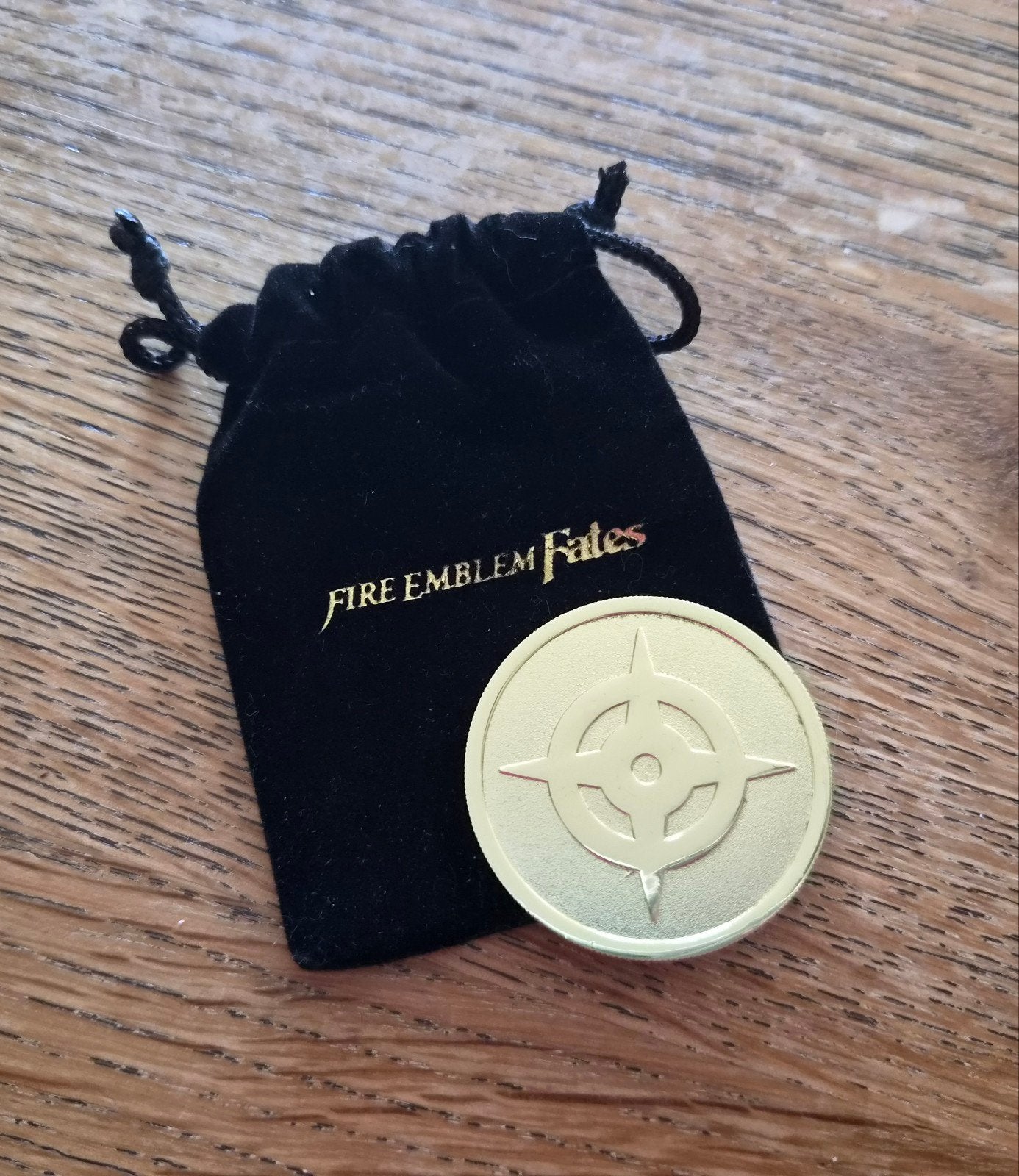 Fire emblem fates limited edition verzamelmunt / coin, Ophalen of Verzenden, Overige materialen