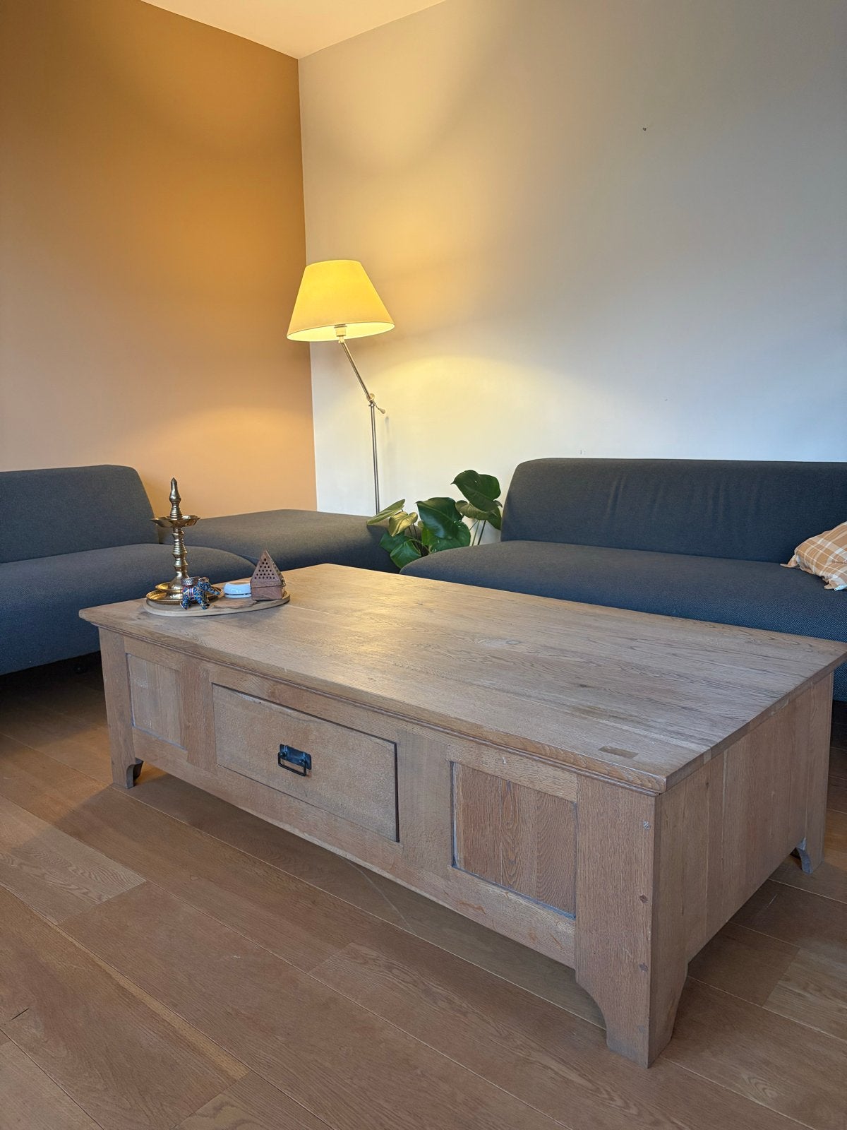 Grote massief eiken salontafel - Natuurlijke houtnerf, Ophalen, Zo goed als nieuw, Rechthoekig, Eikenhout