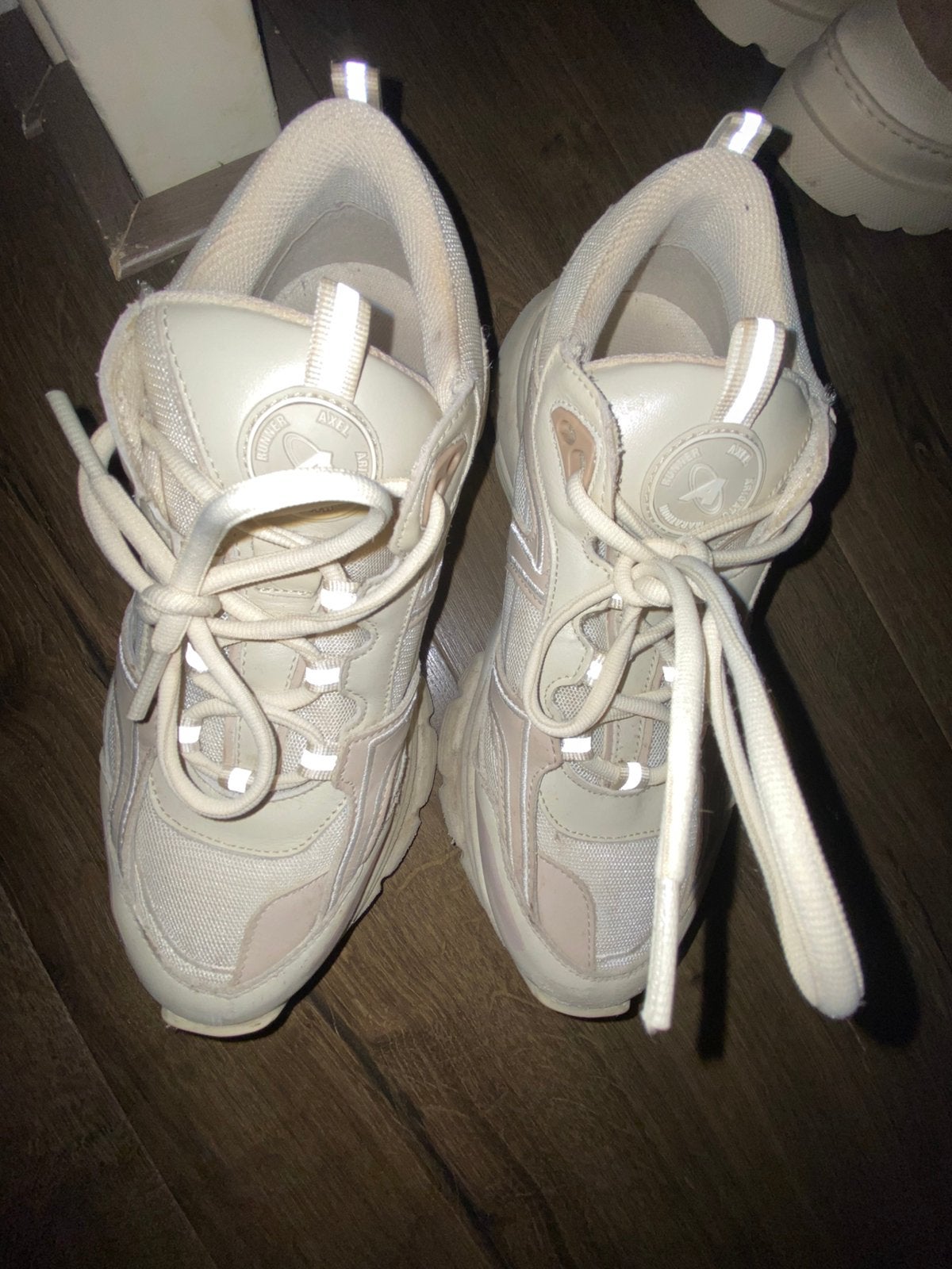Dames gympen, Ophalen of Verzenden, Zo goed als nieuw, Wit, Sneakers of Gympen