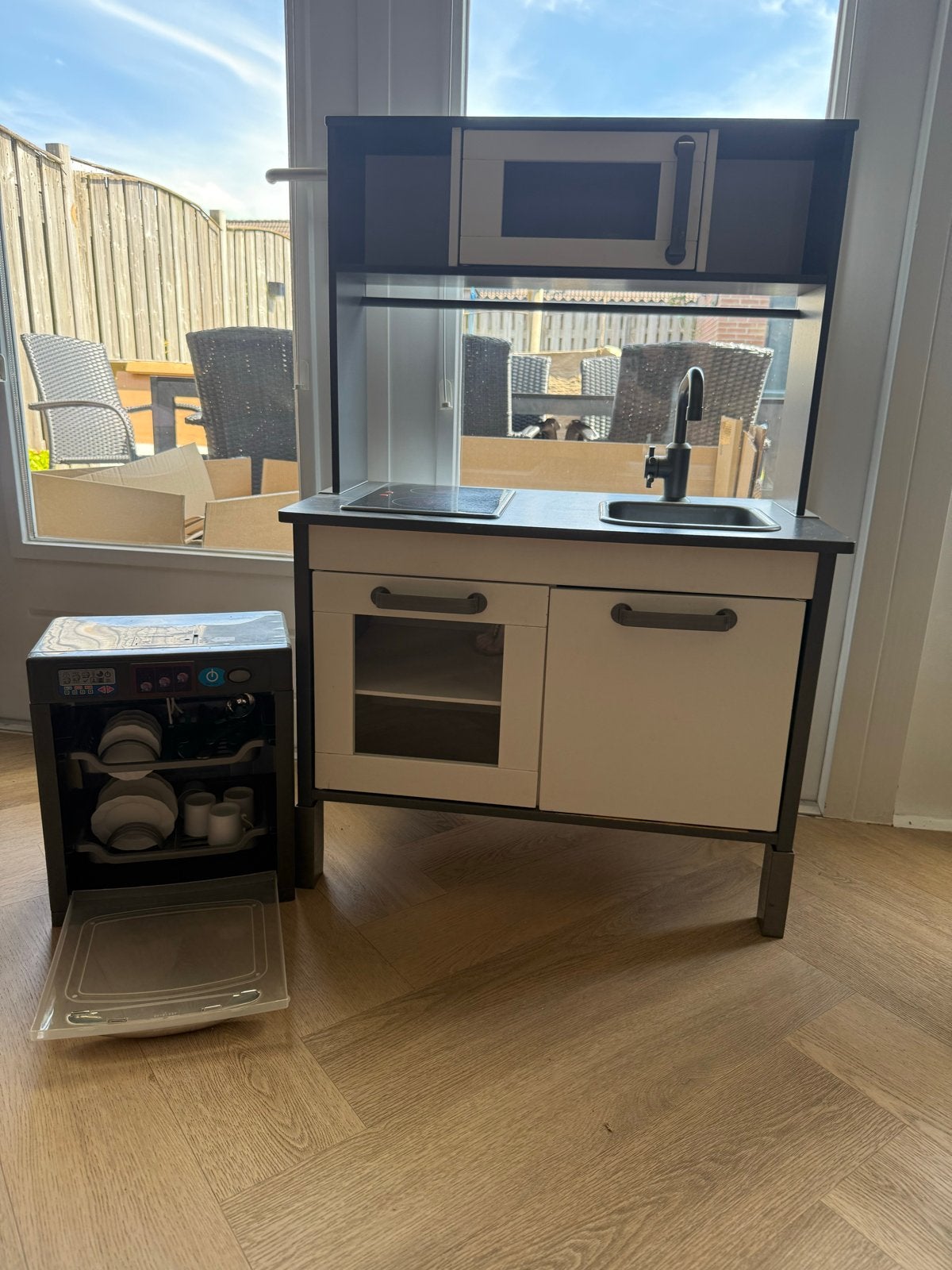 Houten speelkeuken met werkende kookplaat en afwasmachine, Ophalen, Gebruikt, Met licht