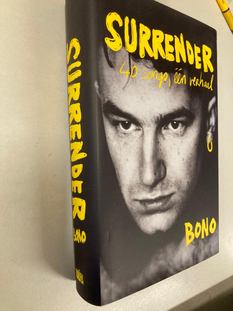 Surrender 40 songs een verhaal door Bono, Ophalen of Verzenden, Zo goed als nieuw, Bono, Overige
