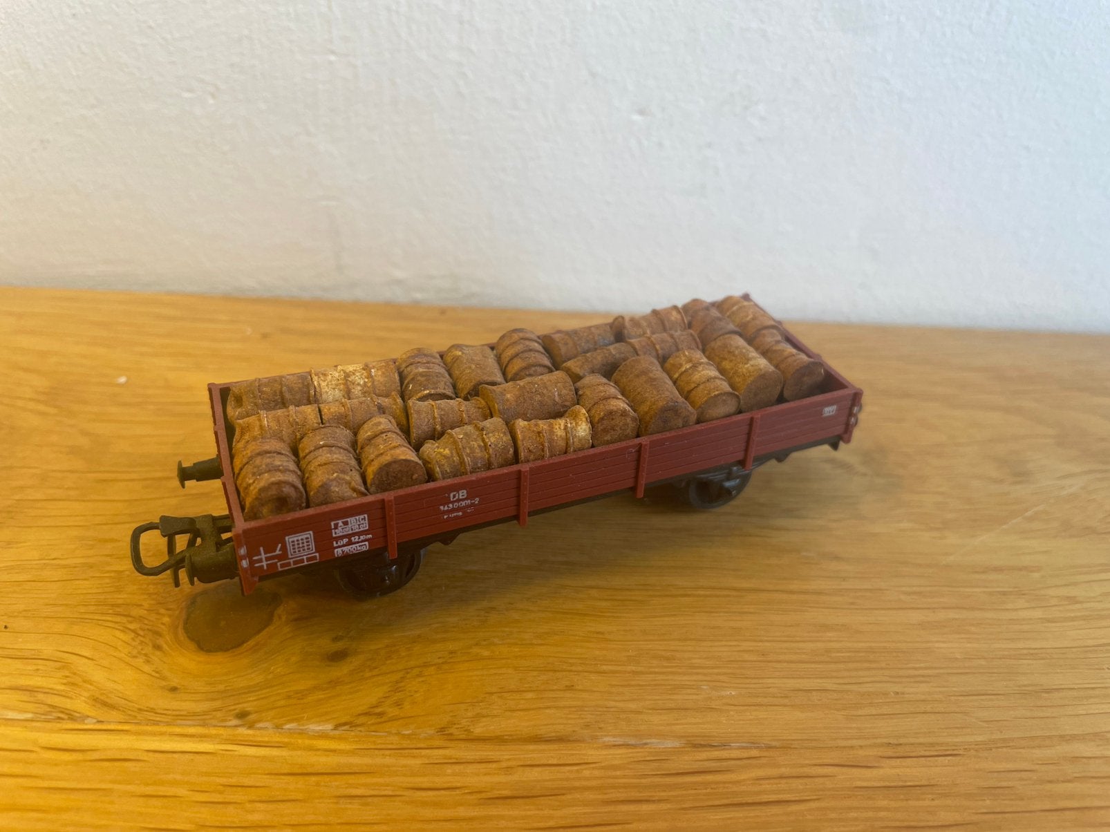 Marklin 2 platte boordwagens met vaatjes, Wisselstroom, Wagon, Ophalen of Verzenden, Zo goed als nieuw