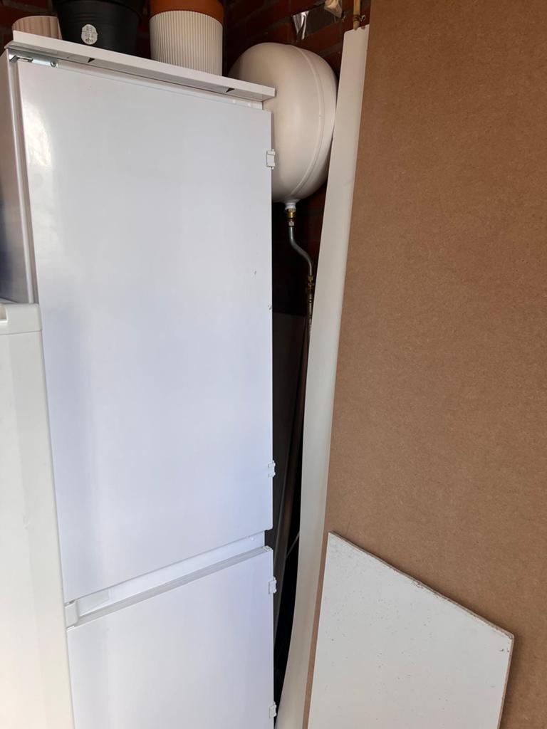 Gratis koelvriescombinatie, Gebruikt, 200 liter of meer, Met aparte vriezer, 160 cm of meer