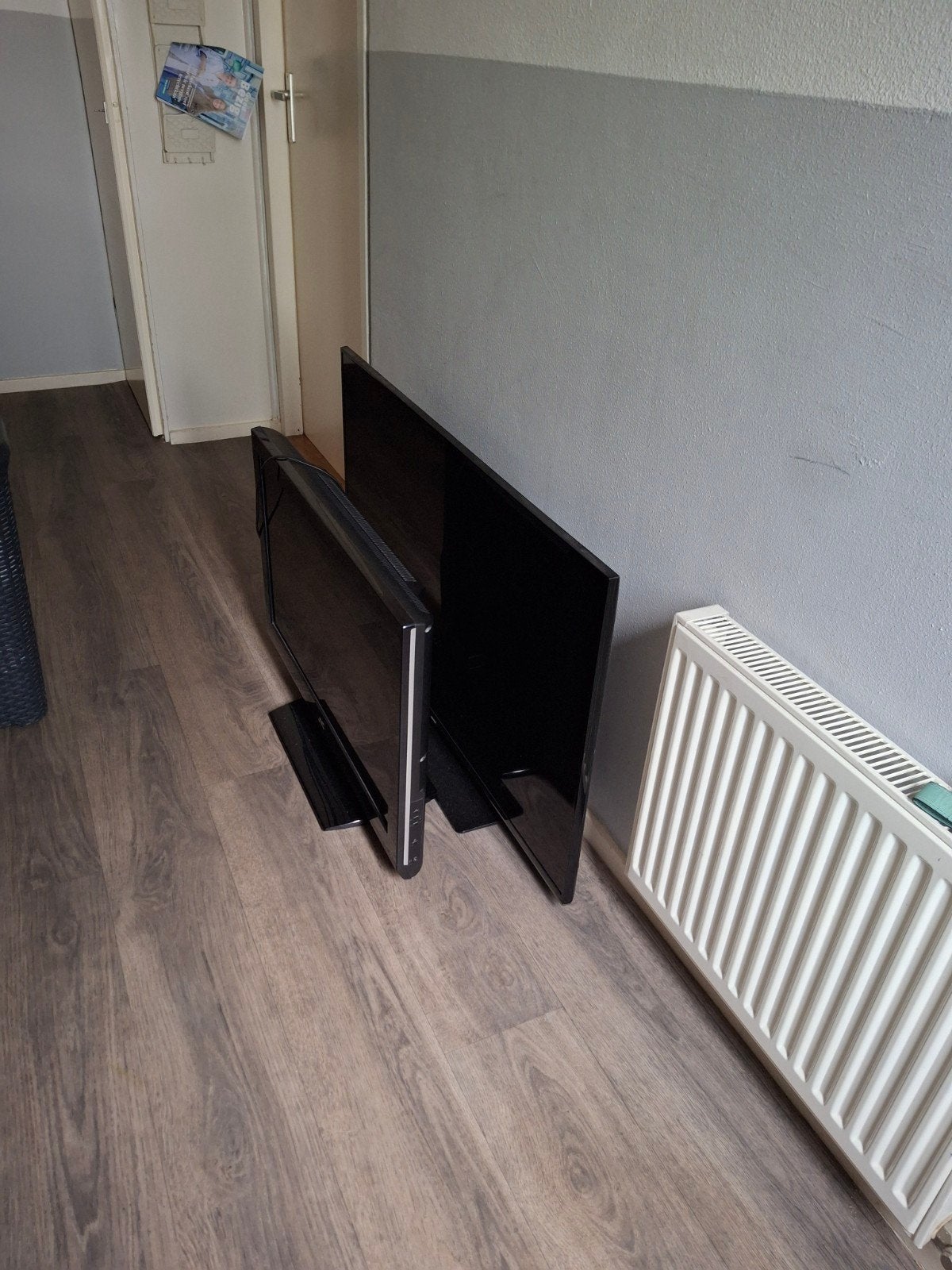 3 tv's, Ophalen, Gebruikt