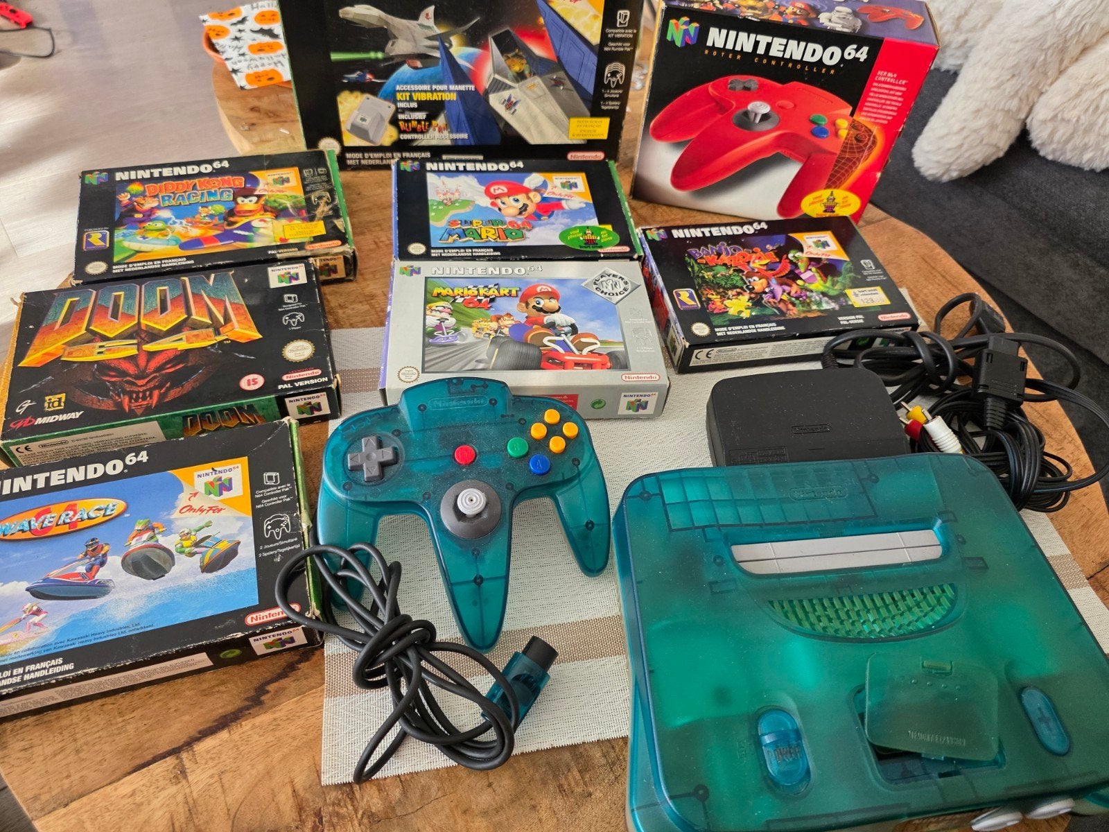 N64 Clear Blue Console met 7 Spellen en Controller in Doos, Ophalen of Verzenden, Gebruikt, Met 2 controllers, Met games