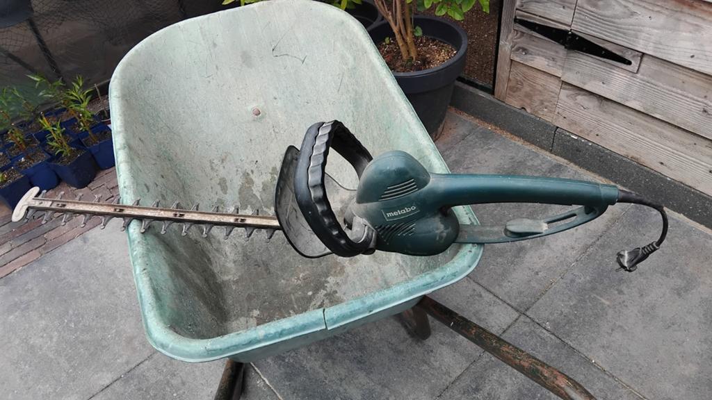 Metabo heggenschaar, Ophalen of Verzenden, Gebruikt, Elektrisch