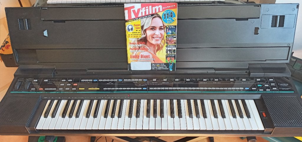 Casio CT-6500, Ophalen, Casio, Midi-aansluiting, 61 toetsen