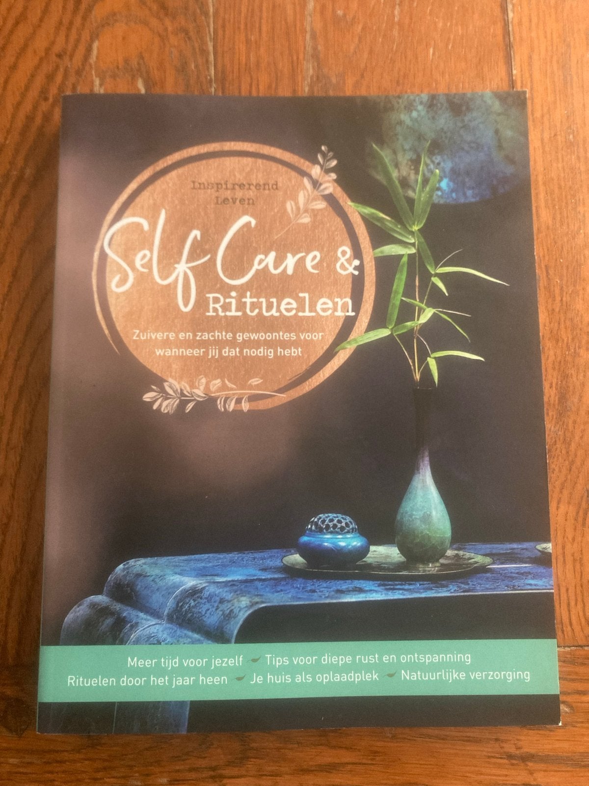 Self Care & Rituelen: Zuivere en zachte gewoontes, Boeken, Esoterie en Spiritualiteit, Ophalen of Verzenden, Zo goed als nieuw