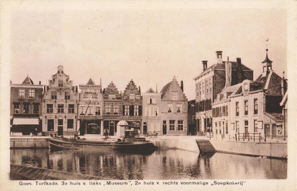 Goes Turfkade met Museum en Soepkokerij OM276, Ophalen, 1920 tot 1940, Gelopen, Zeeland
