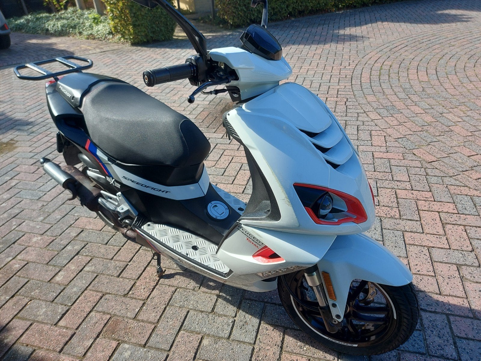 Peugeot Speedfight 4 Total-Edition 2017 2-takt - 12956km, Ophalen, Maximaal 45 km/u, Zo goed als nieuw, Speedfight