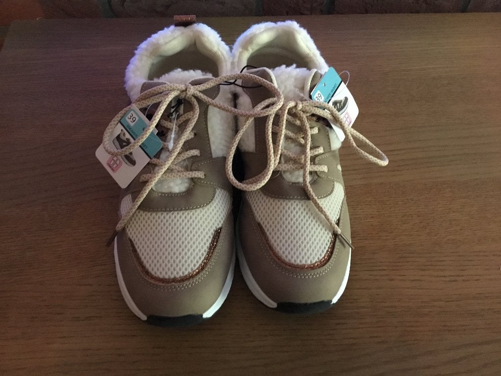 Sneakers dames maat 39 (nieuw), Ophalen of Verzenden, Nieuw, Sneakers of Gympen