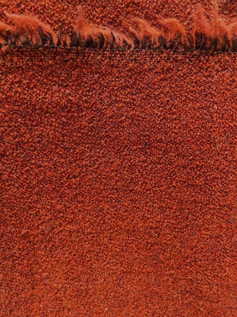 Kvadrat Tundra 2; oranje; bouclé; restant meubelstof, Wol, 120 cm of meer, Nieuw, Oranje