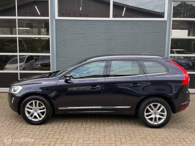 Volvo XC60 2.0 D4 FWD Polar+, Auto's, 12 maanden, Blauw, Bedrijf, 22 km/l