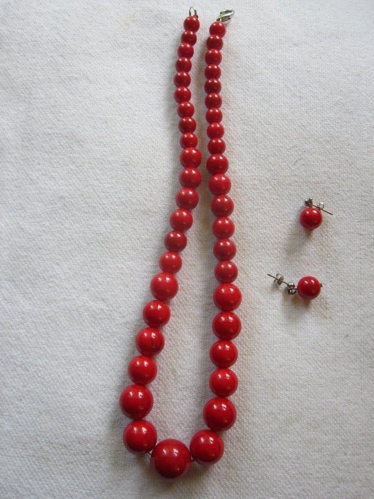 26.  Schitterende ketting, dyed koraal,  45 cm, Ophalen, Overige materialen, Ketting