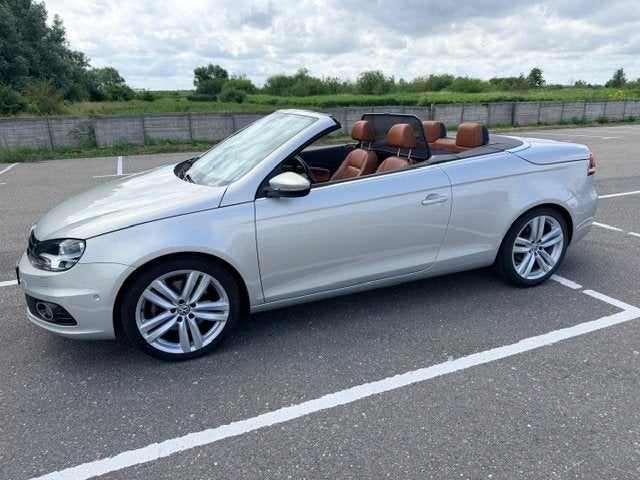 Volkswagen Eos 2.0 16V Tfsi 155KW DSG 2012 Grijs - DSG 6, Auto's, Volkswagen, 1486 kg, 4 cilinders, 4 stoelen, Leder