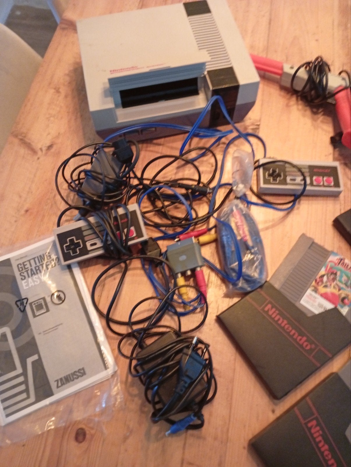 ZSM OPHalen. Nintendo NES Classic Console met 4 games en acc, Ophalen, Gebruikt, Met 2 controllers, Met games