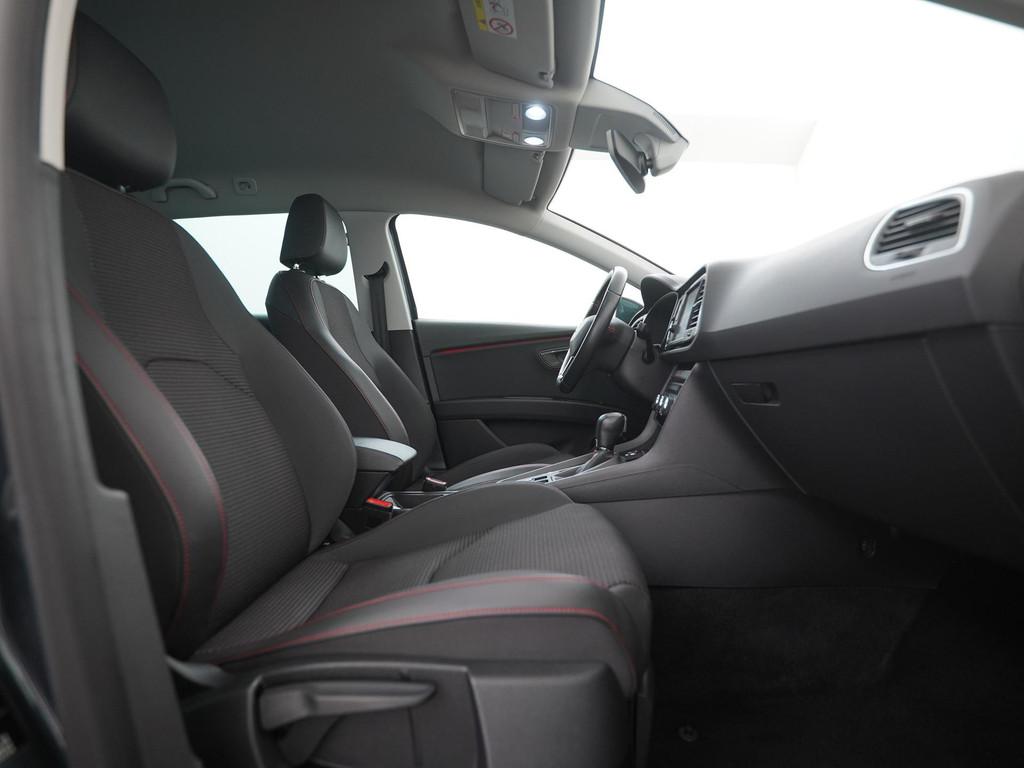 SEAT Leon ST 1.5 TSI FR Ultimate Edition Black | Stoelverwar, Auto's, Seat, 12 maanden, Euro 6, 4 cilinders, Leon