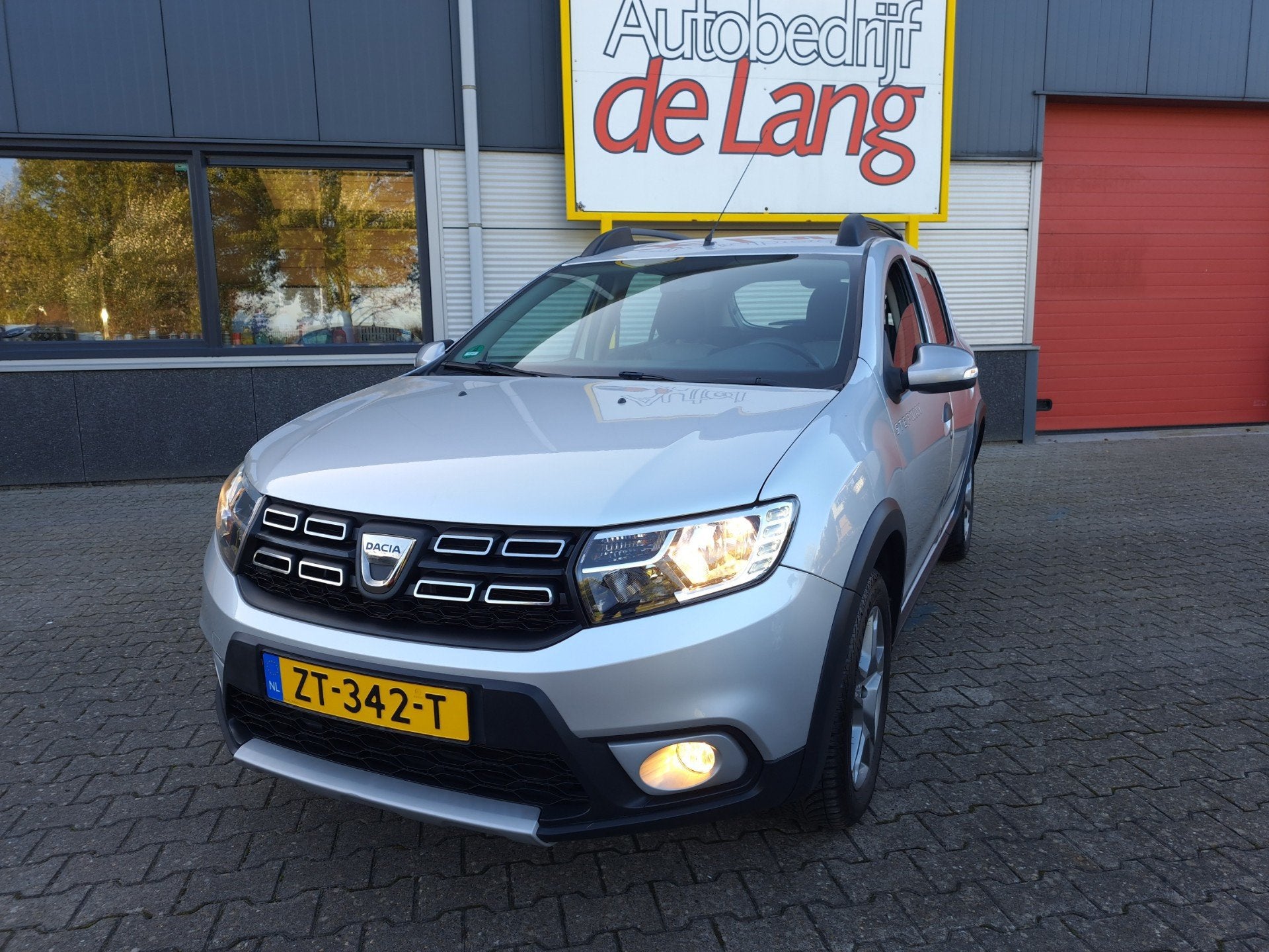 Dacia Sandero 0.9 TCe SL Stepway slechts 38000km!camera,navi, Voorwielaandrijving, Stof, Bedrijf, Handgeschakeld