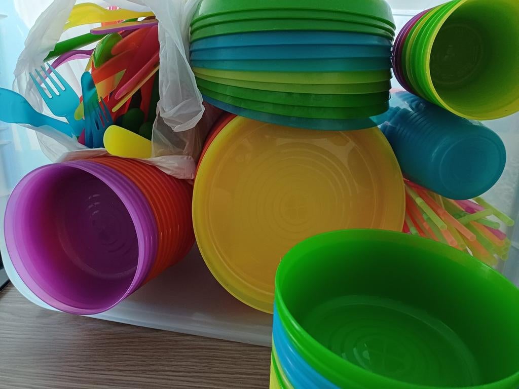 IKEA Servies en Bestek Set - Gebruikt maar Mooi, Ophalen
