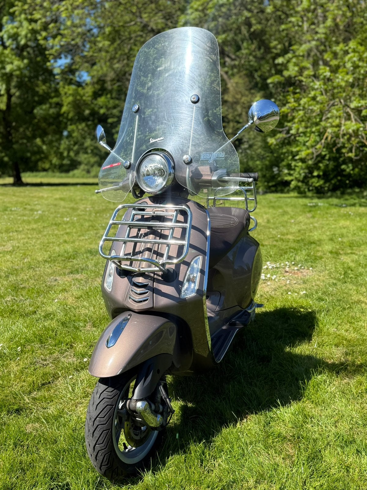 Vespa Primavera Touring 2017 – +-13.400km – Goed onderhouden, Fietsen en Brommers, Ophalen, Gebruikt, Benzine, Vespa