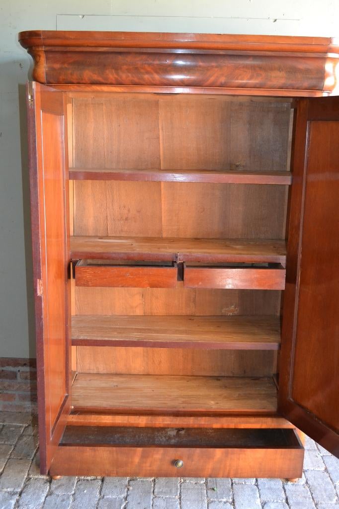 Prachtige antieke mahonie biedermeier meidenkast., Verzenden