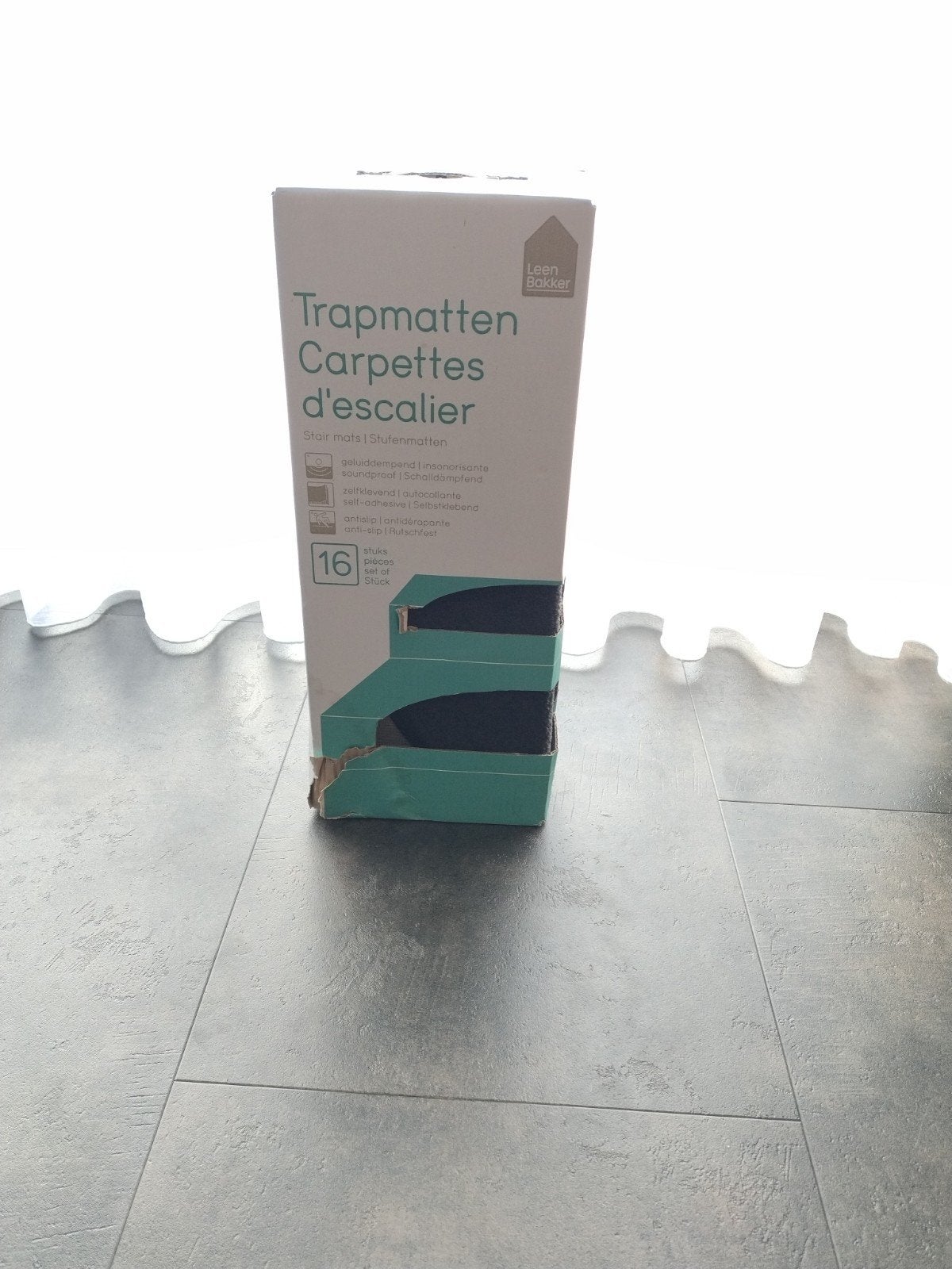 Trap matten nieuw kleur zwart, Ophalen, Nieuw, Zwart