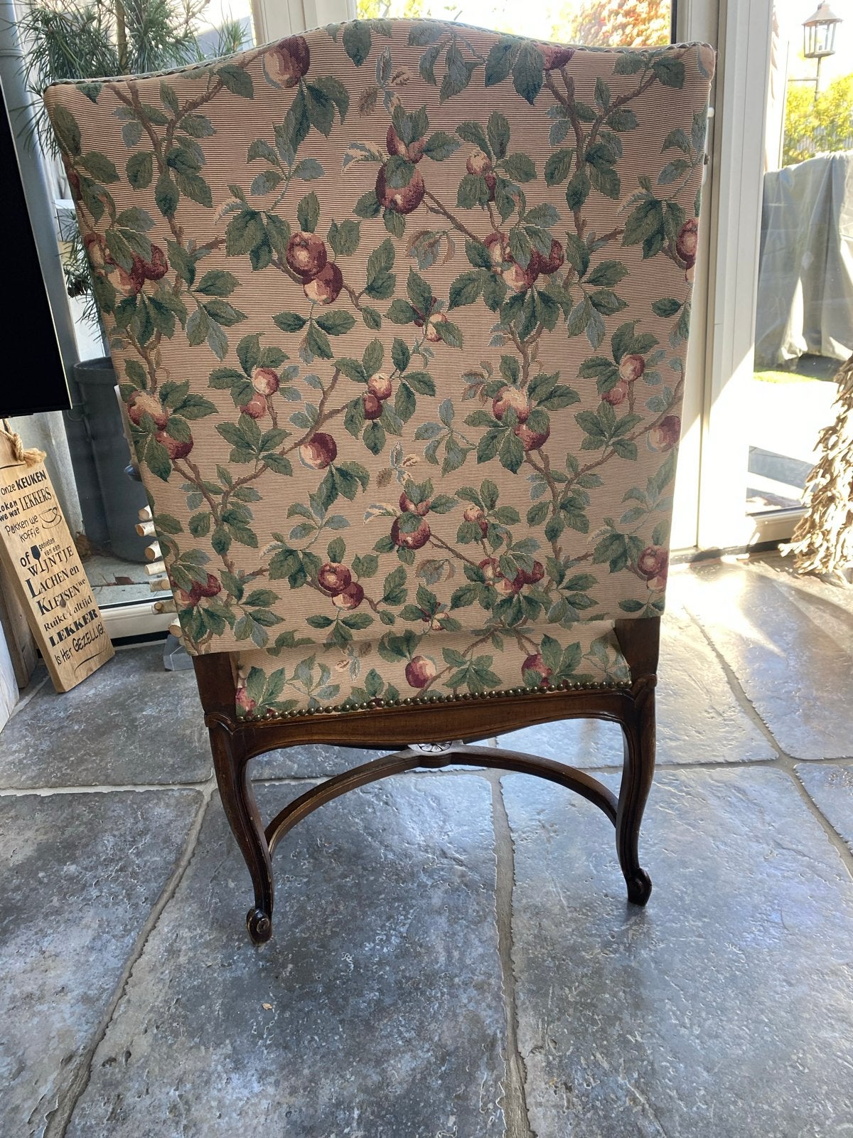 Antieke fauteuil met bloemenprint, Ophalen