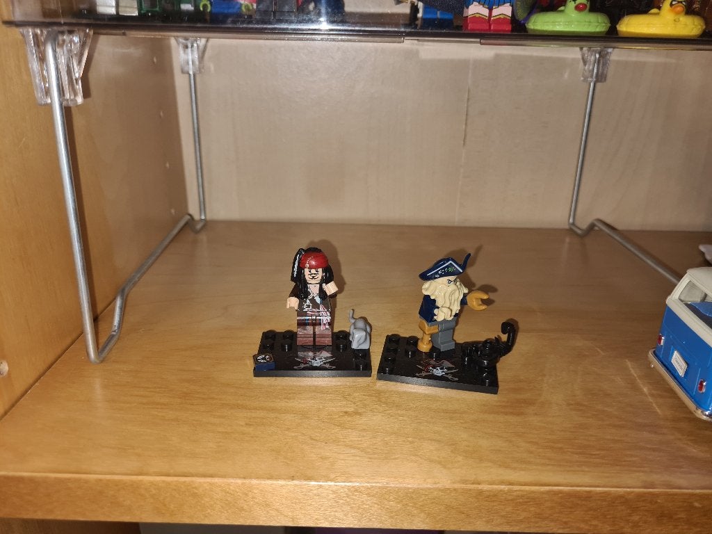 30 Figuren, deels echte lego, Ophalen of Verzenden, Zo goed als nieuw