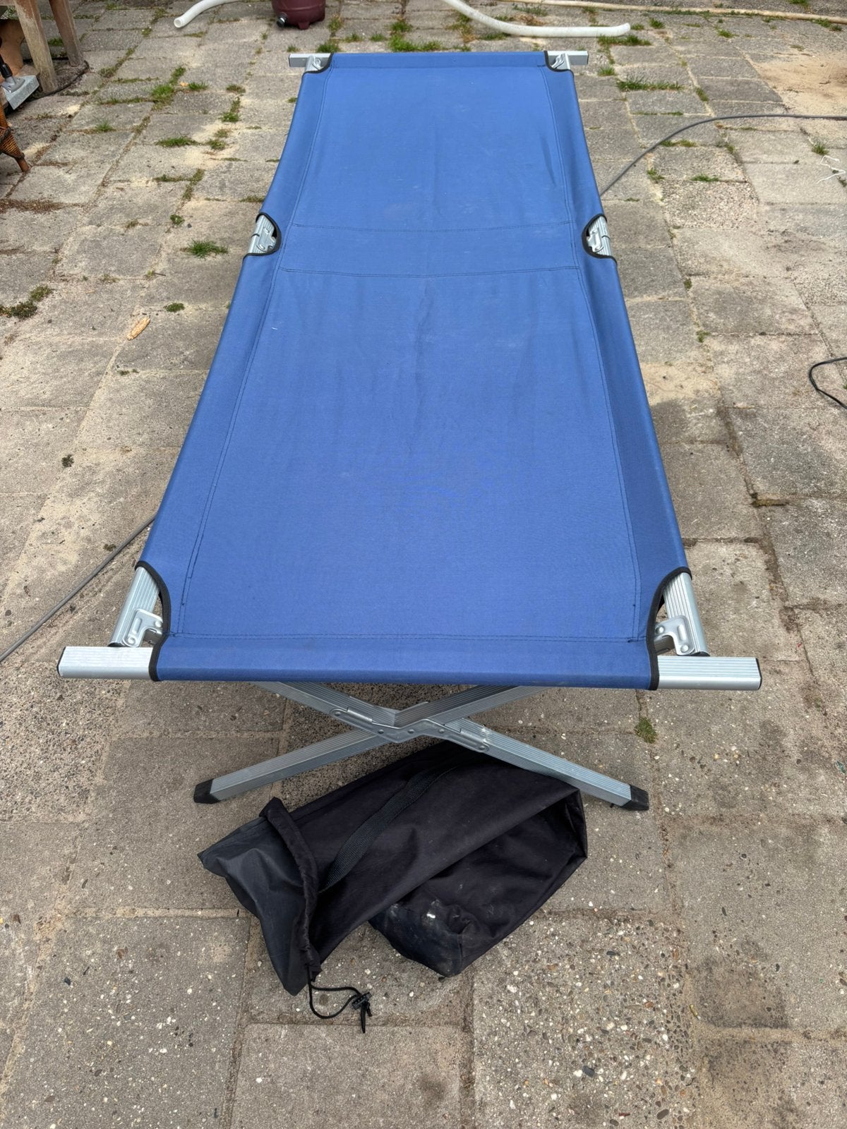 Ligbed stretcher veldbed nu voor maar 40 euro in draagtas., Ophalen of Verzenden, Zo goed als nieuw, Overige