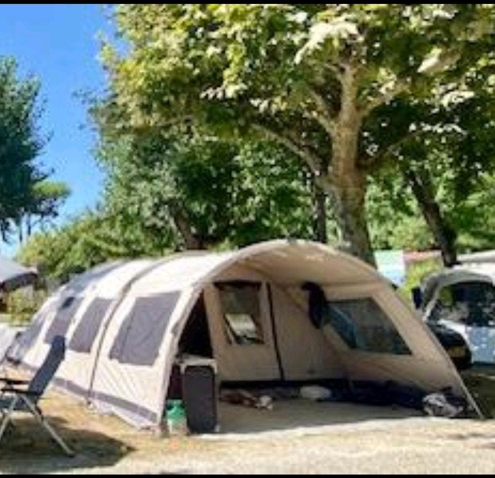 zeer nette en ruime 6 persoons tent, Ophalen, Gebruikt