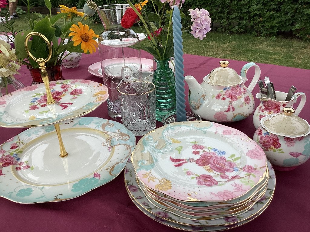 Leuk High Tea servies huren, 10 pers.€20, hulp voor Oekraïne, Ophalen, Gebruikt