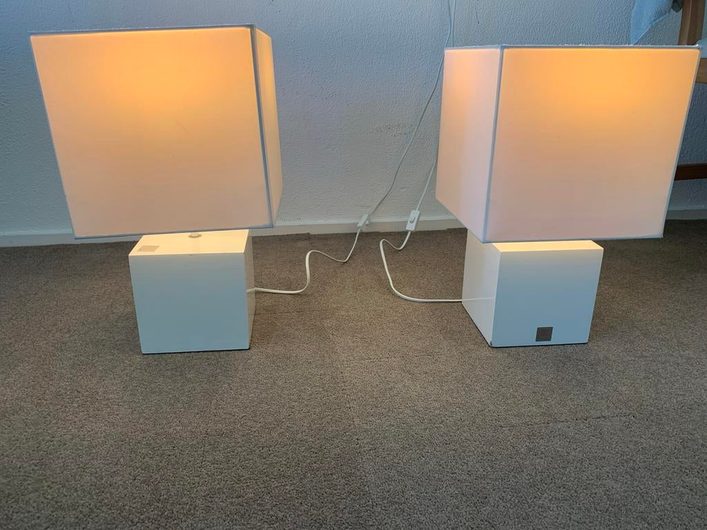 Set van 2 moderne kubus tafellampen, Ophalen, Gebruikt