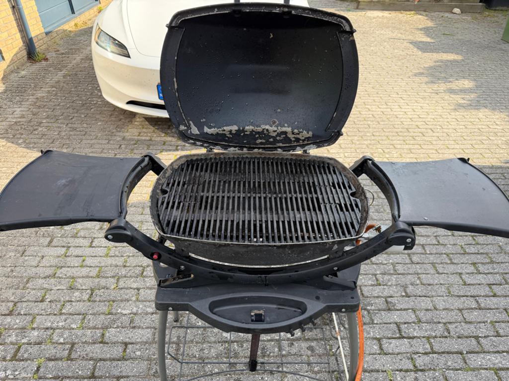Weber q200 gasbarbecue, Tuin en Terras, Gasbarbecues, Ophalen, Gebruikt