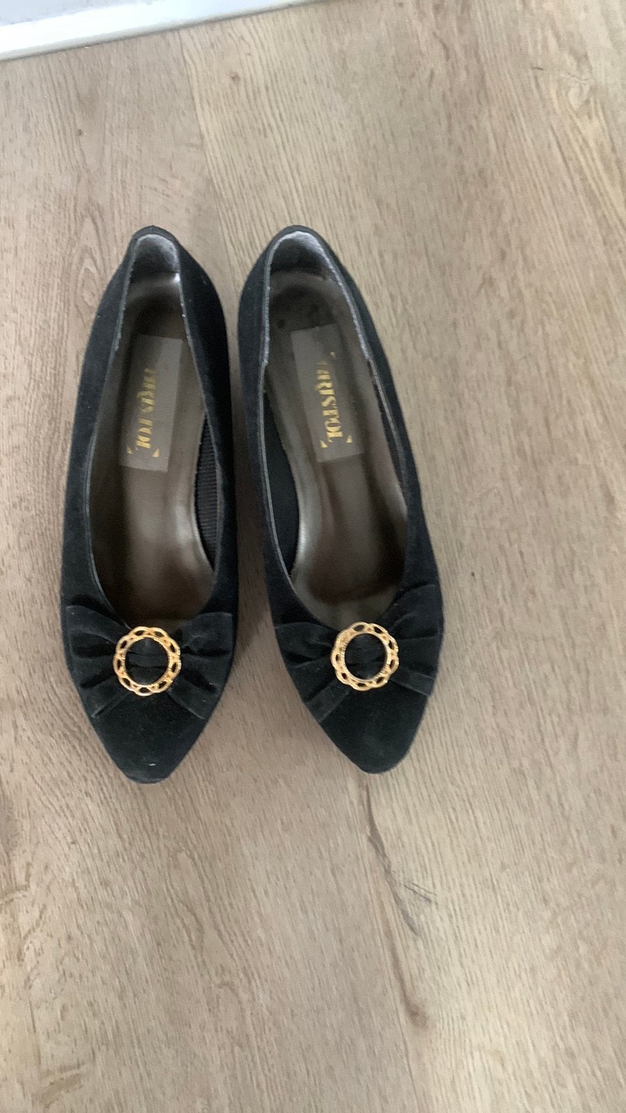 Vintage zwart Suede Leer Schoenen Gesp en Strik mt 39, Ophalen of Verzenden, Gedragen, Schoenen met hoge hakken