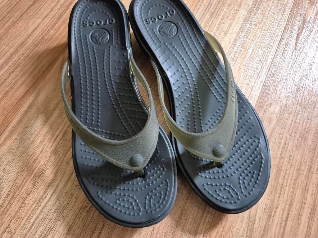 Crocs 42, Slippers, Ophalen of Verzenden, Zo goed als nieuw, Crocs