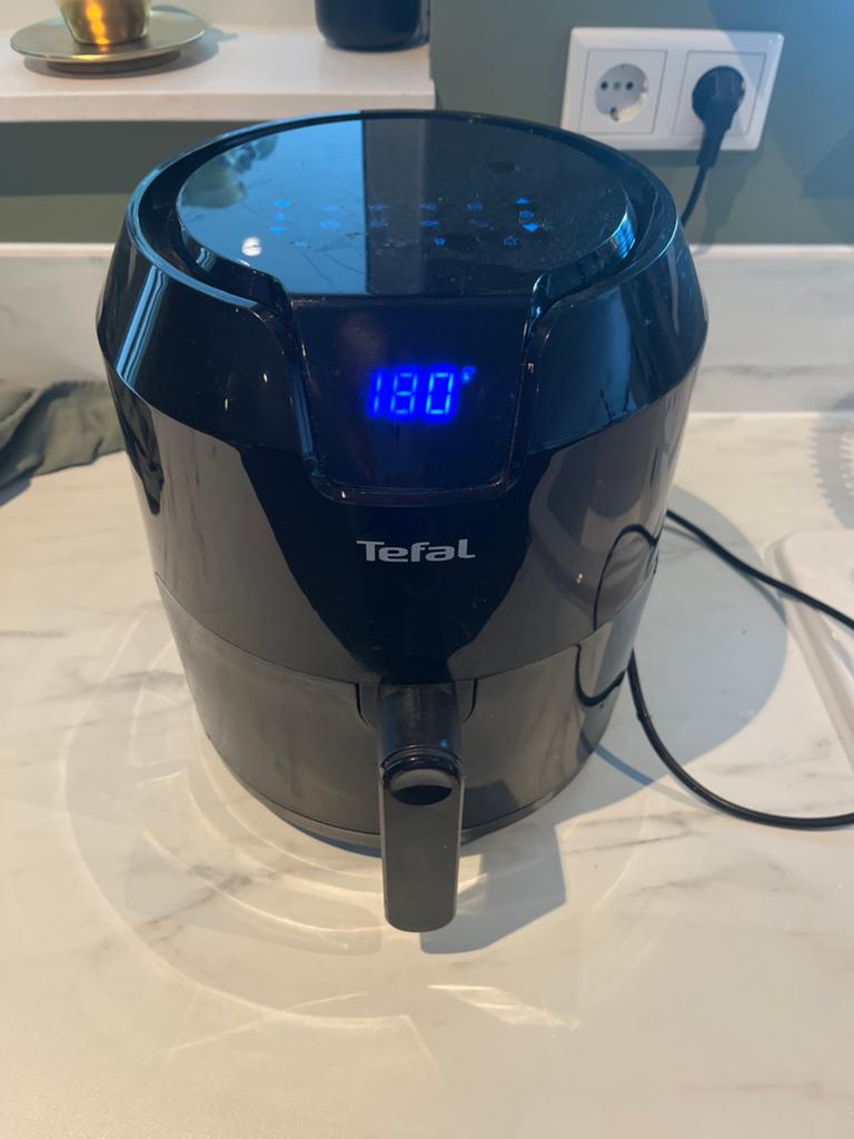 Tefal Airfryer - Compact en Efficiënt, Ophalen, Gebruikt, Airfryer, Minder dan 750 gram