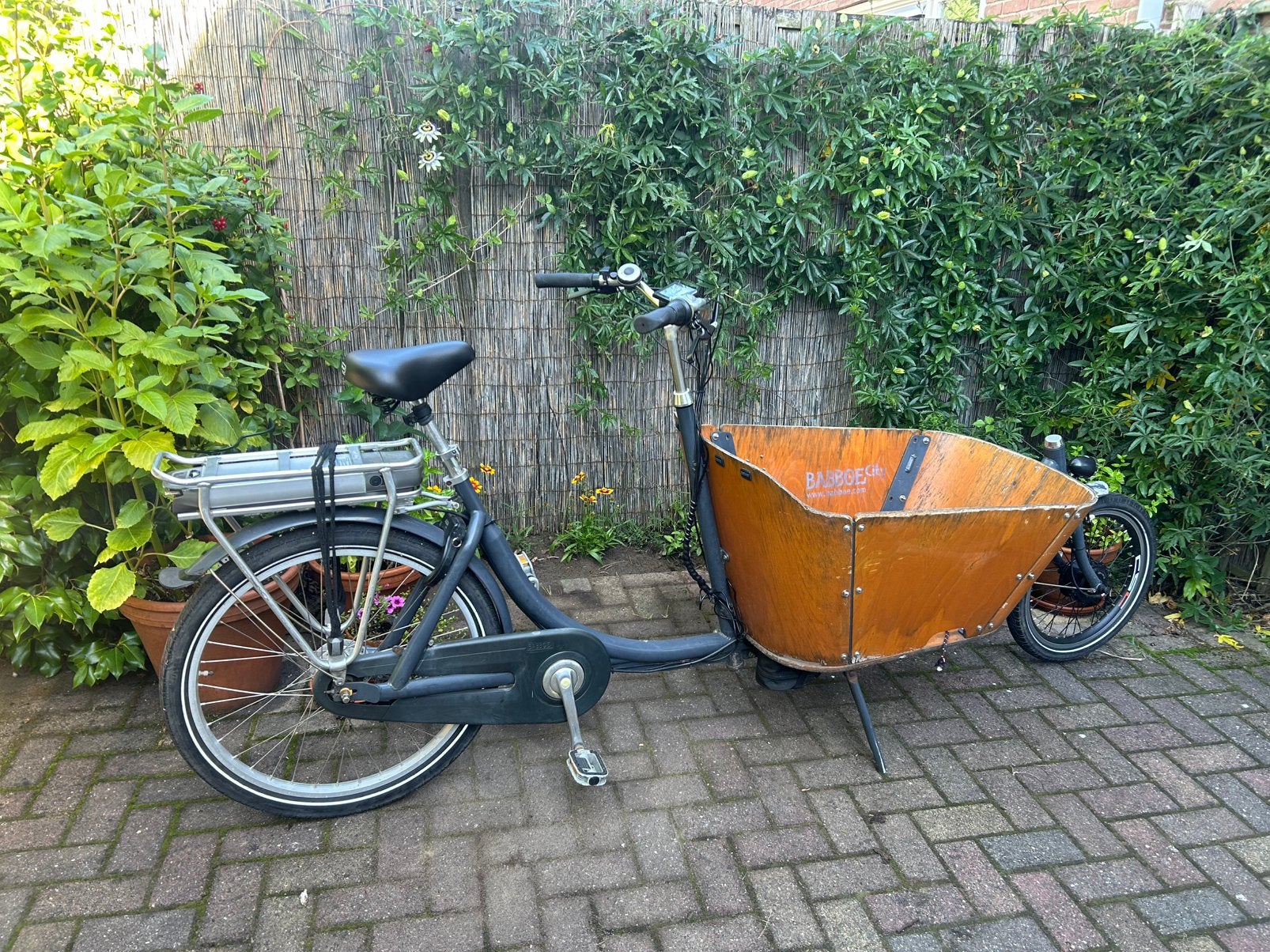 Bakfiets tweewieler, Fietsen en Brommers, Fietsen | Bakfietsen, Ophalen, Gebruikt, 2 kinderen, Elektrisch