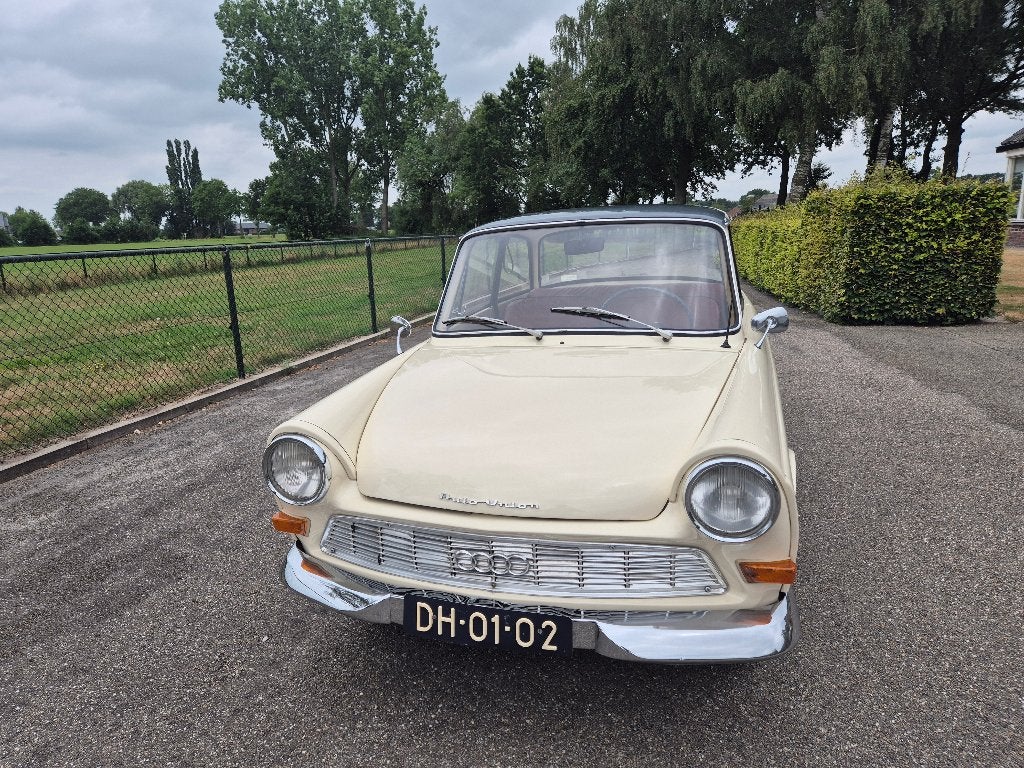 DKW F11, foto 2