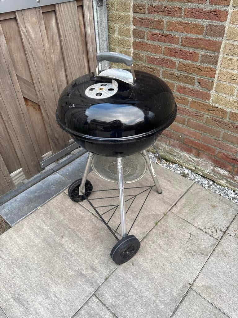 Weber Compact Kettle Houtskoolbarbecue - Zwart, Ophalen, Gebruikt
