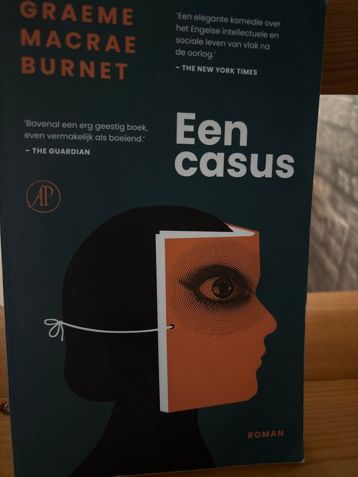 Graeme Macrae Burnet - Een casus, Ophalen of Verzenden, Zo goed als nieuw, Graeme Macrae Burnet