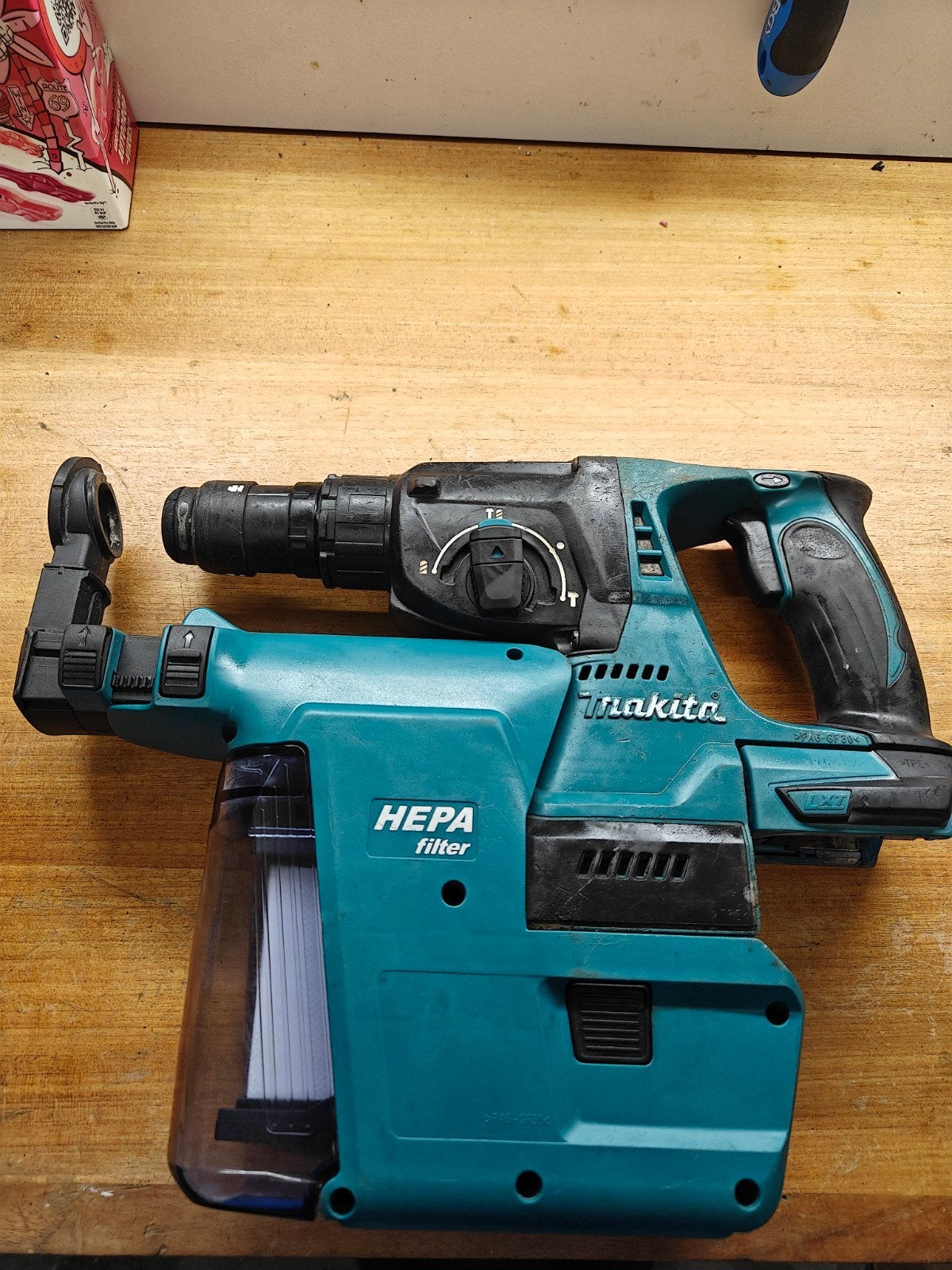 Makita DHR243 Boorhamer met DX02 stofafzuiging, Boor- en/of Breekhamer, Ophalen of Verzenden, Klopboormechanisme, Gebruikt