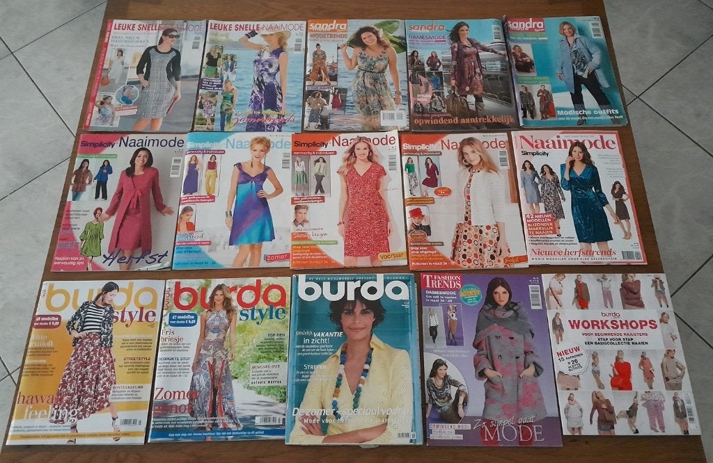 Modebladen met patronen, Simplicity, Burda, Fashion, Sandra, Hobby en Vrije tijd, Kledingpatronen, Ophalen of Verzenden, Vrouw