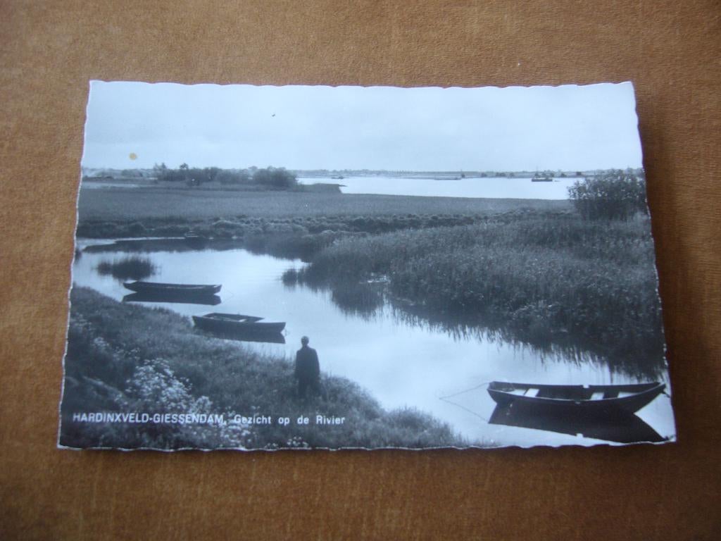 HARDINXVELD - GIESSENDAM  =  GEZICHT OP DE RIVIER, Ophalen of Verzenden, 1940 tot 1960, Ongelopen