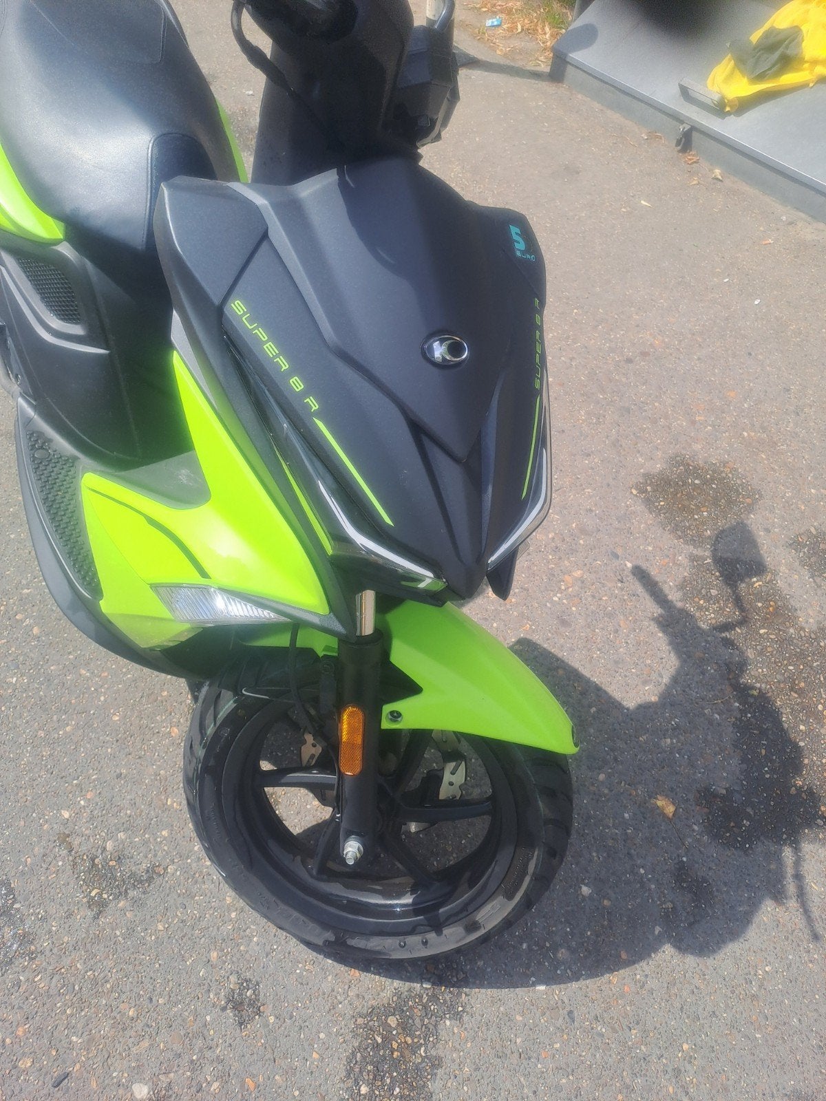 scooter Kymco Super 8 Scooter, Ophalen, Maximaal 45 km/u, Zo goed als nieuw, Benzine
