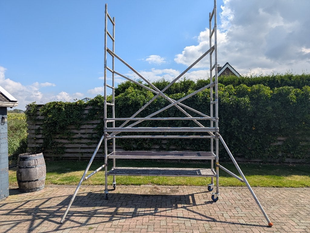 Altrex 5100 serie rolsteiger 245 x 75, Doe-het-zelf en Verbouw, Ophalen, Gebruikt, Rolsteiger of Kamersteiger, 5 meter of hoger