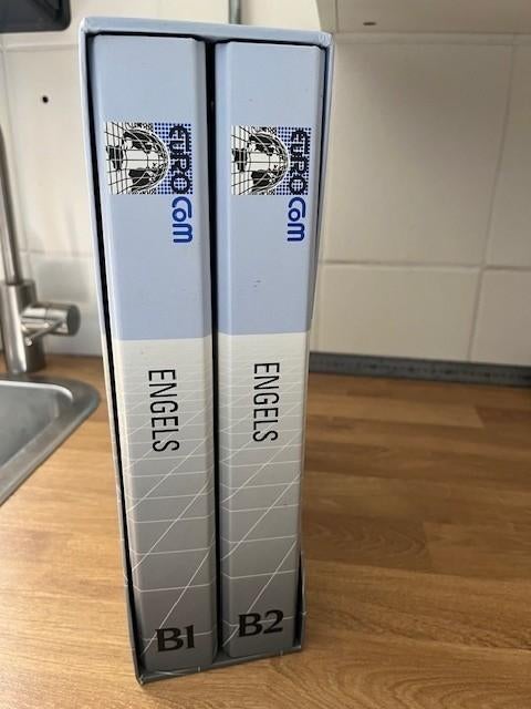 Engelse les Eurocom opleidingen, Niet van toepassing, Diverse auteurs, Ophalen of Verzenden, Zo goed als nieuw