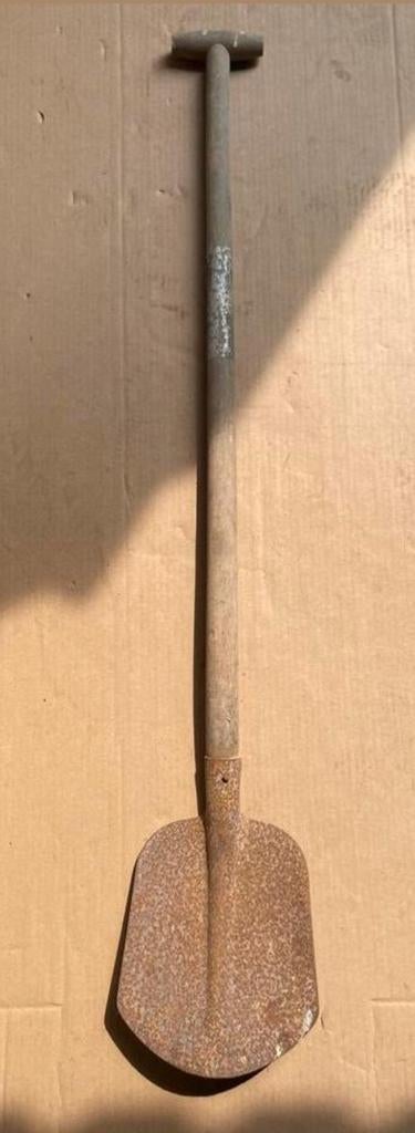 Stevige metalen schop / spade – ideaal voor tuin en klus, Ophalen of Verzenden, Gebruikt